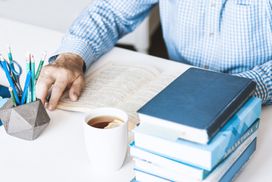 The 13 Best Investing Books for Beginners of 2023